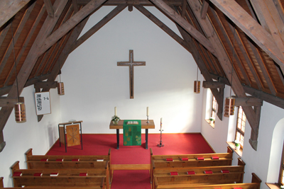 Blick in die Ev. Kapelle Bad Salzig